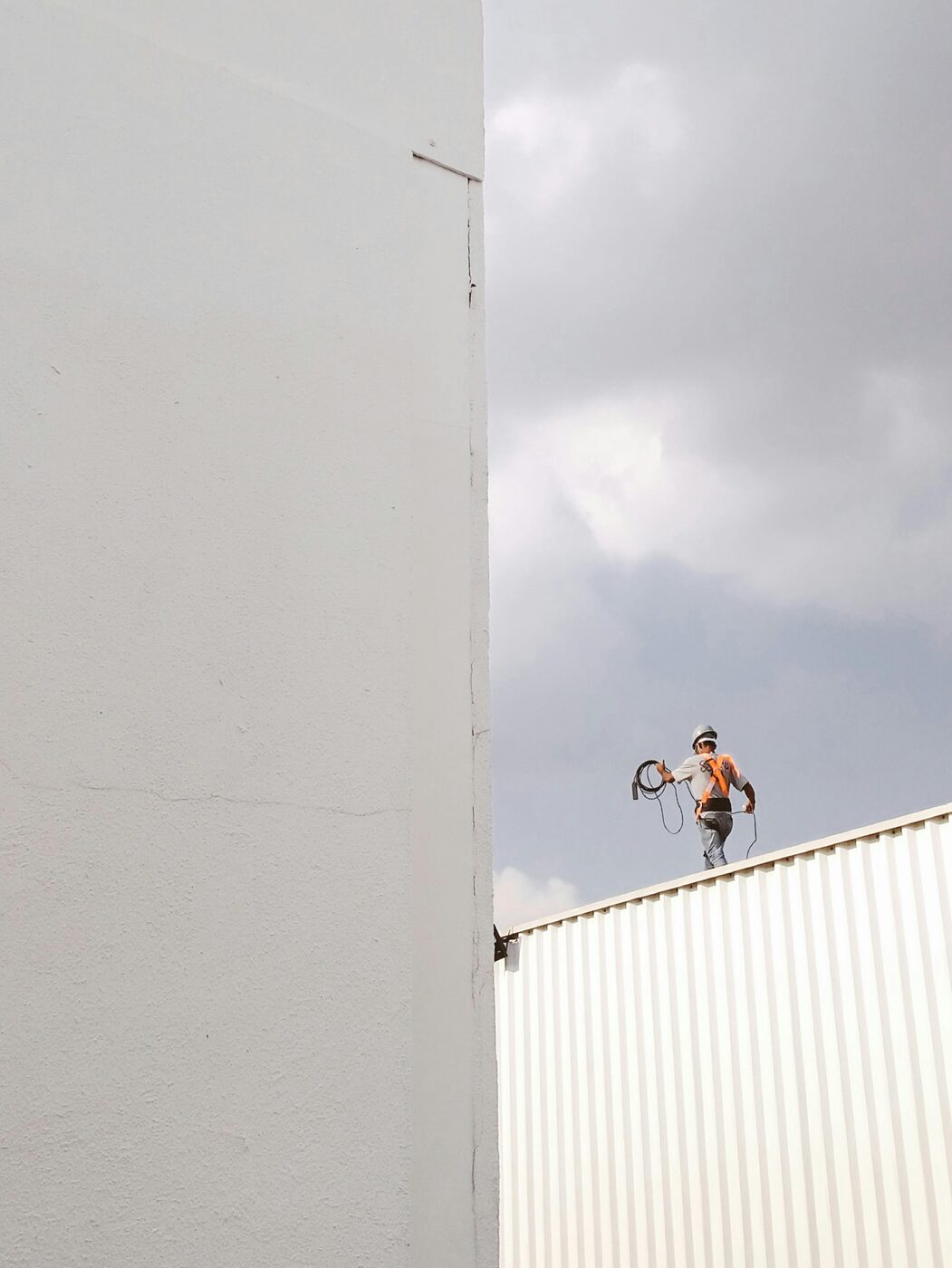 Travail sur structure (toiture, terrasse, pente, charpente métallique)